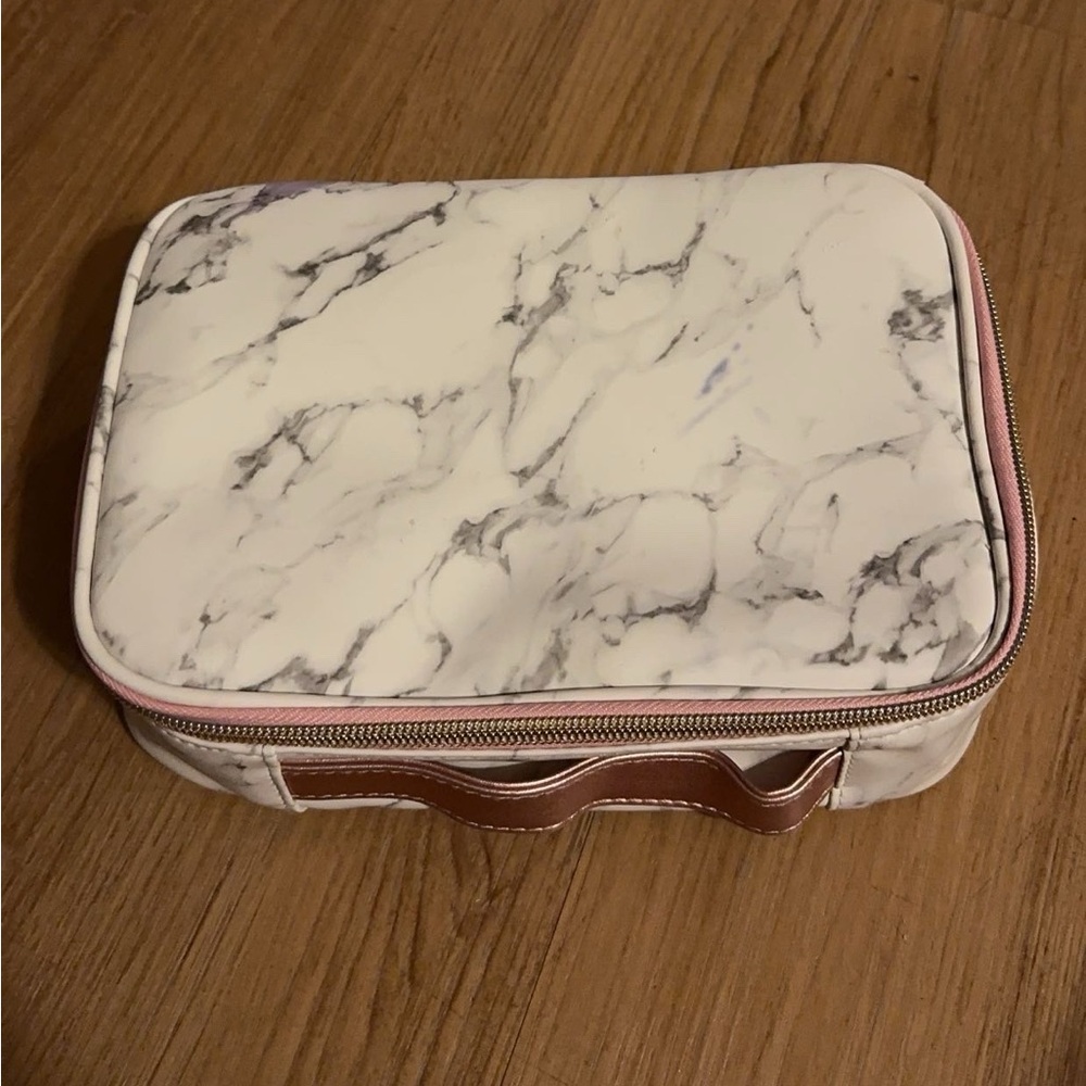 Ipsy Makeup Bag 2023 Holiday Bag